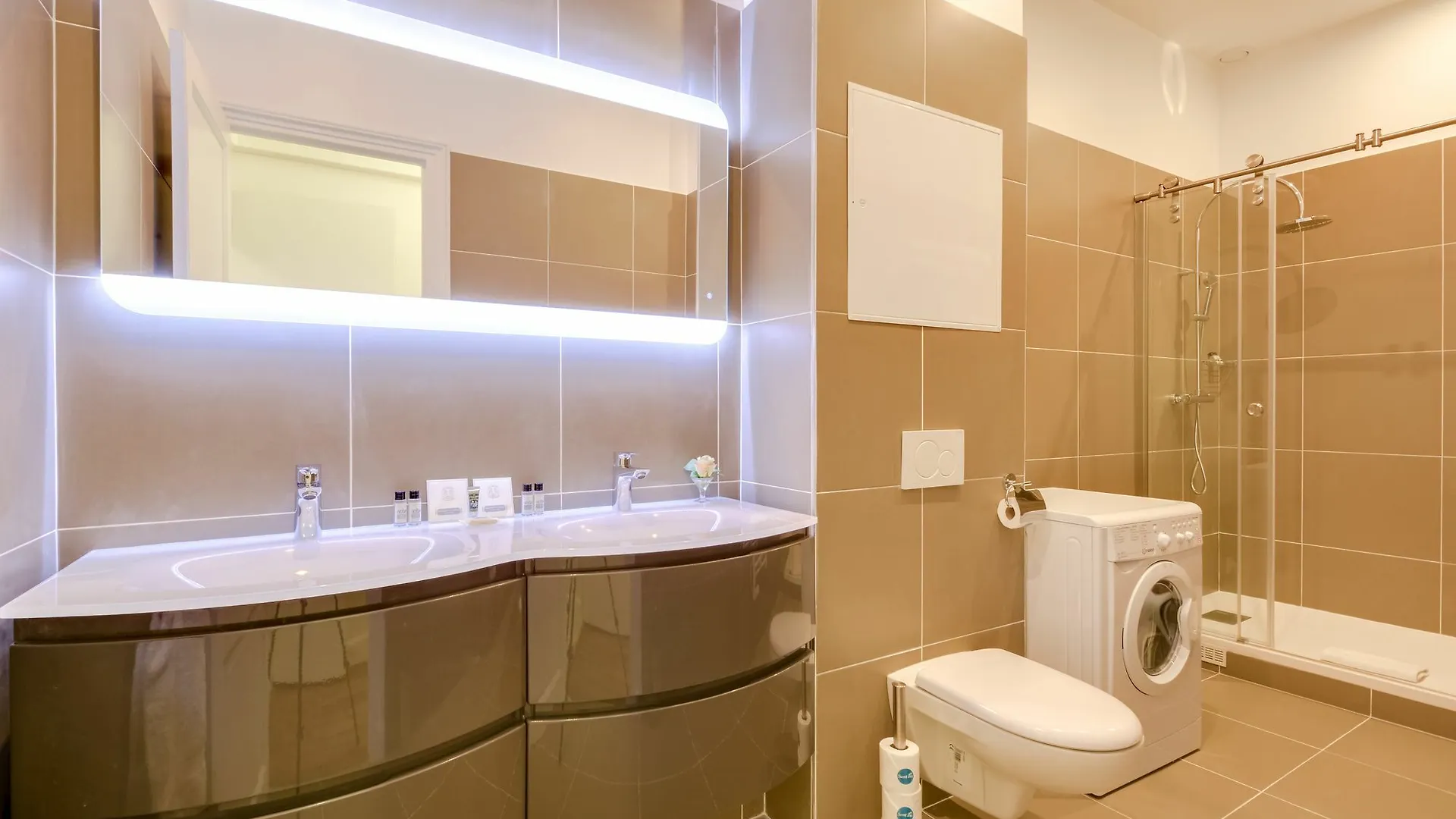 Sweet Inn Apartments Champs Elysees II Paris 0*,  Frankreich